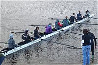Novice eightreturning to shore